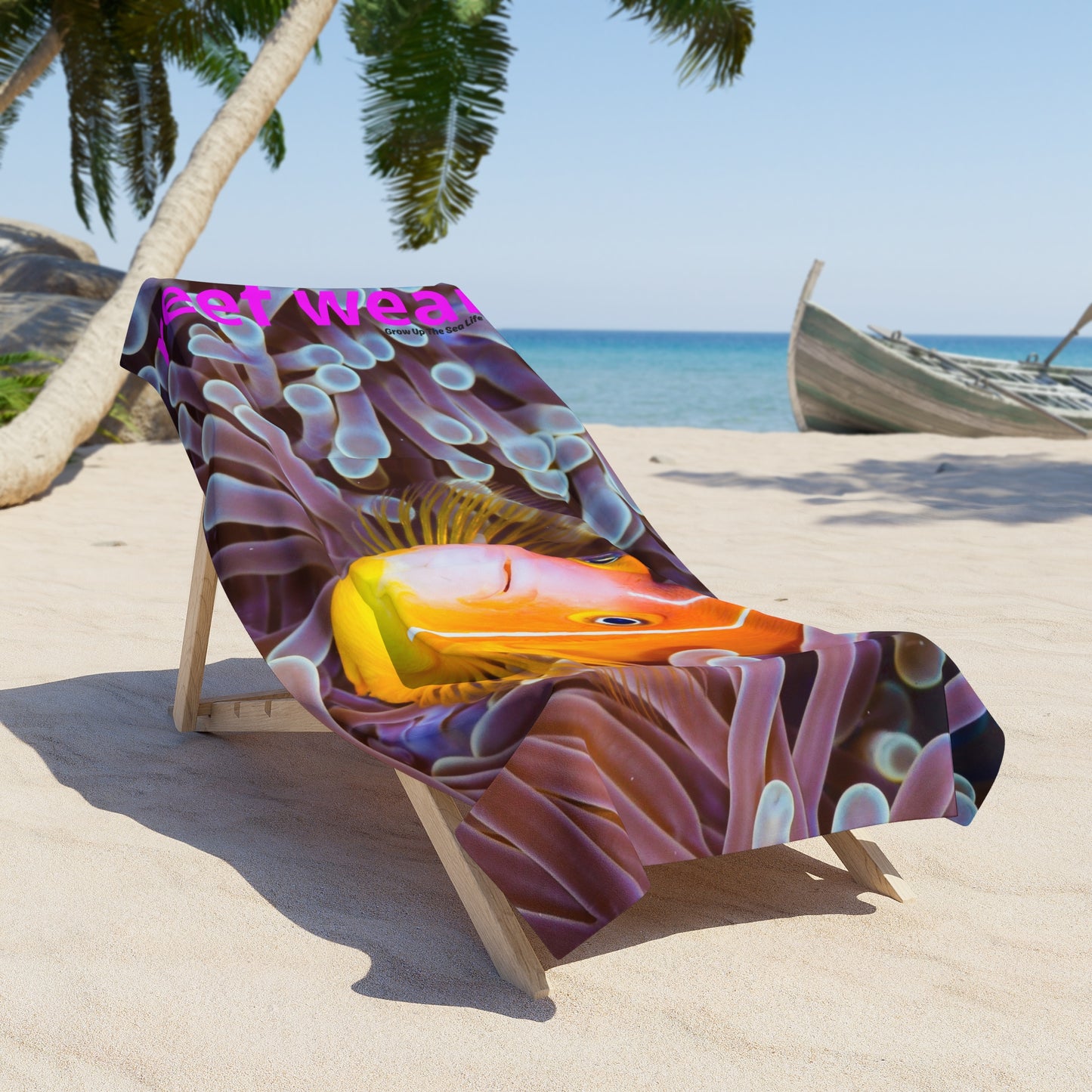 Perideraion Beach Towel